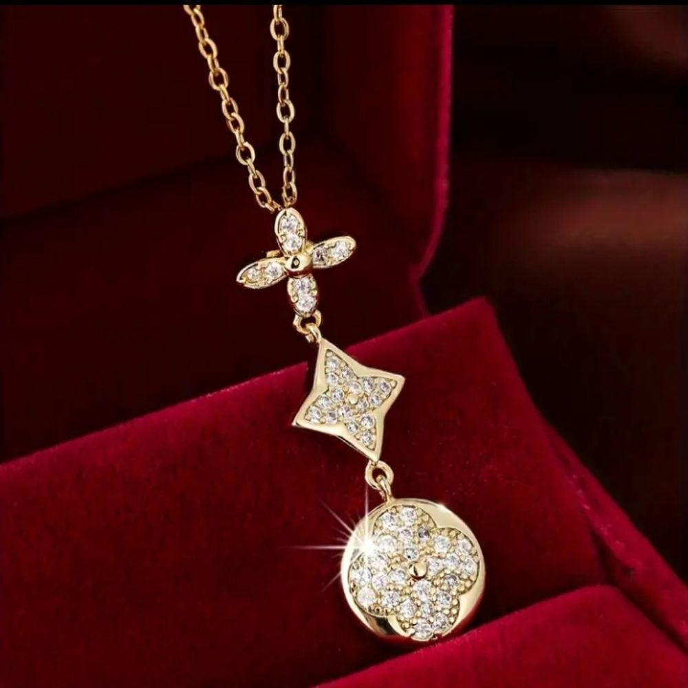 18K Gold Plated Necklace Stainless Steel 3 Flower Motif Design